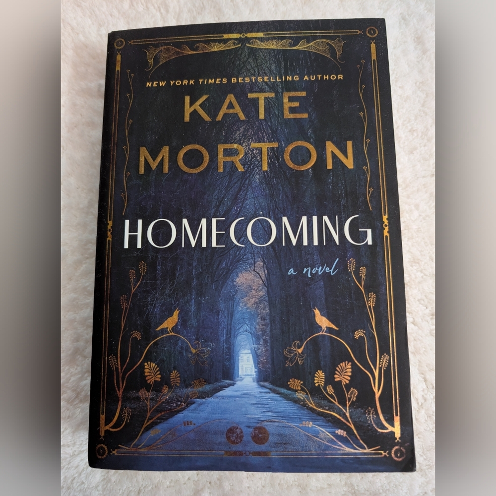 📚 "Homecoming" by Kate Morton Softcover Book Mystery Novel Mint Condition